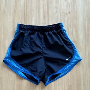 Xs navy/blue Nike running shorts!